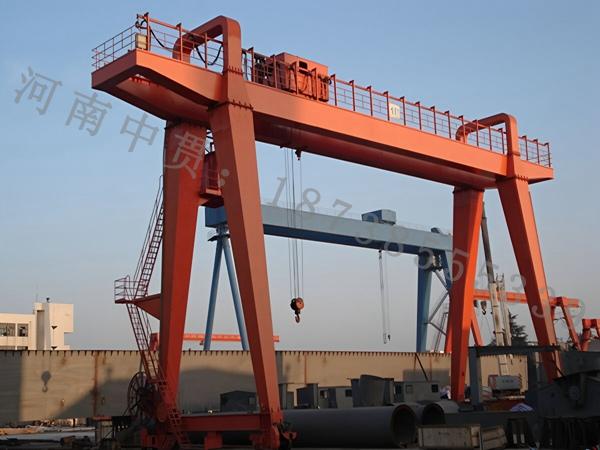 福建泉州龙门吊出租公司门式起重机结构组成及特点